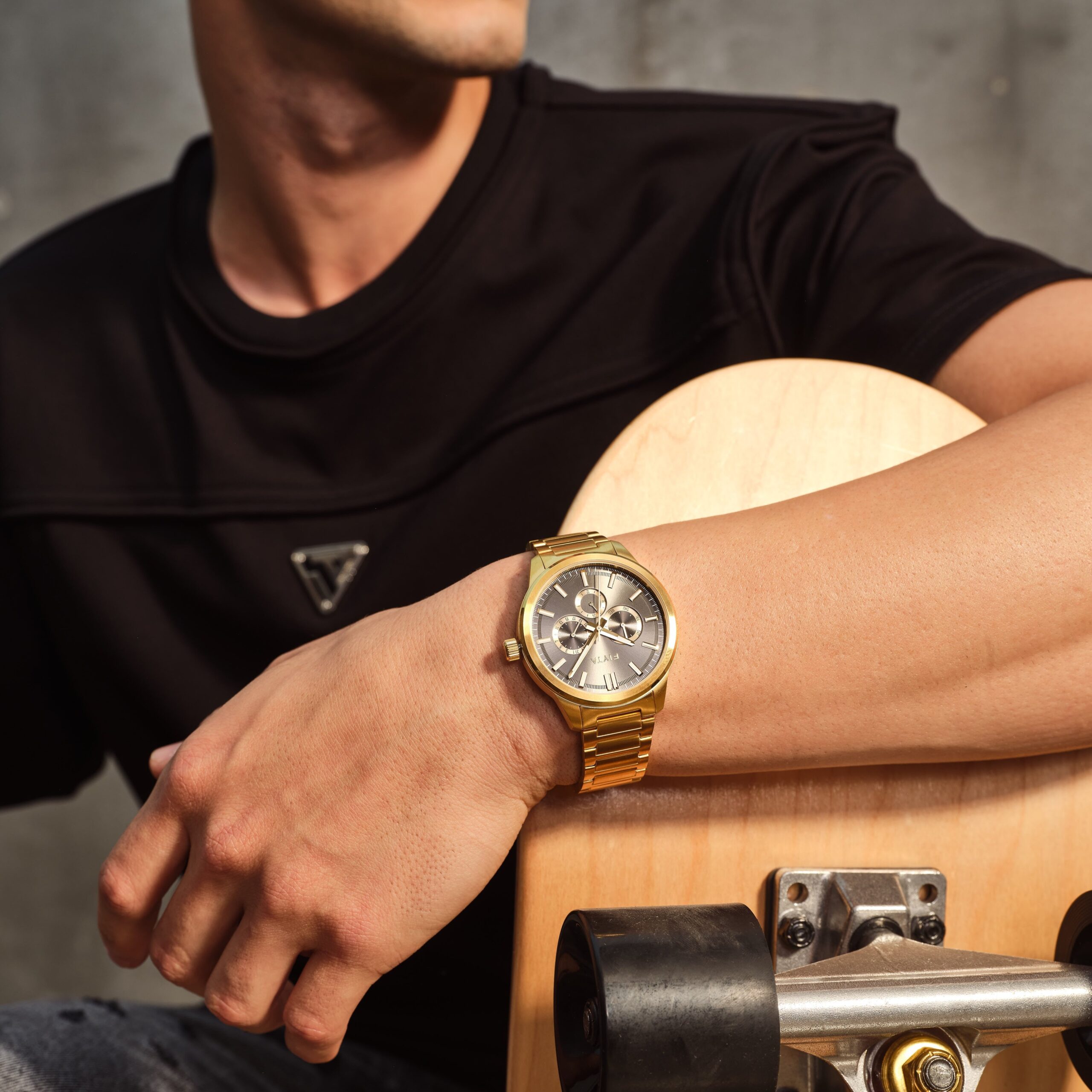 Joyart Collection Men's Quartz Gold Watches - Image 3